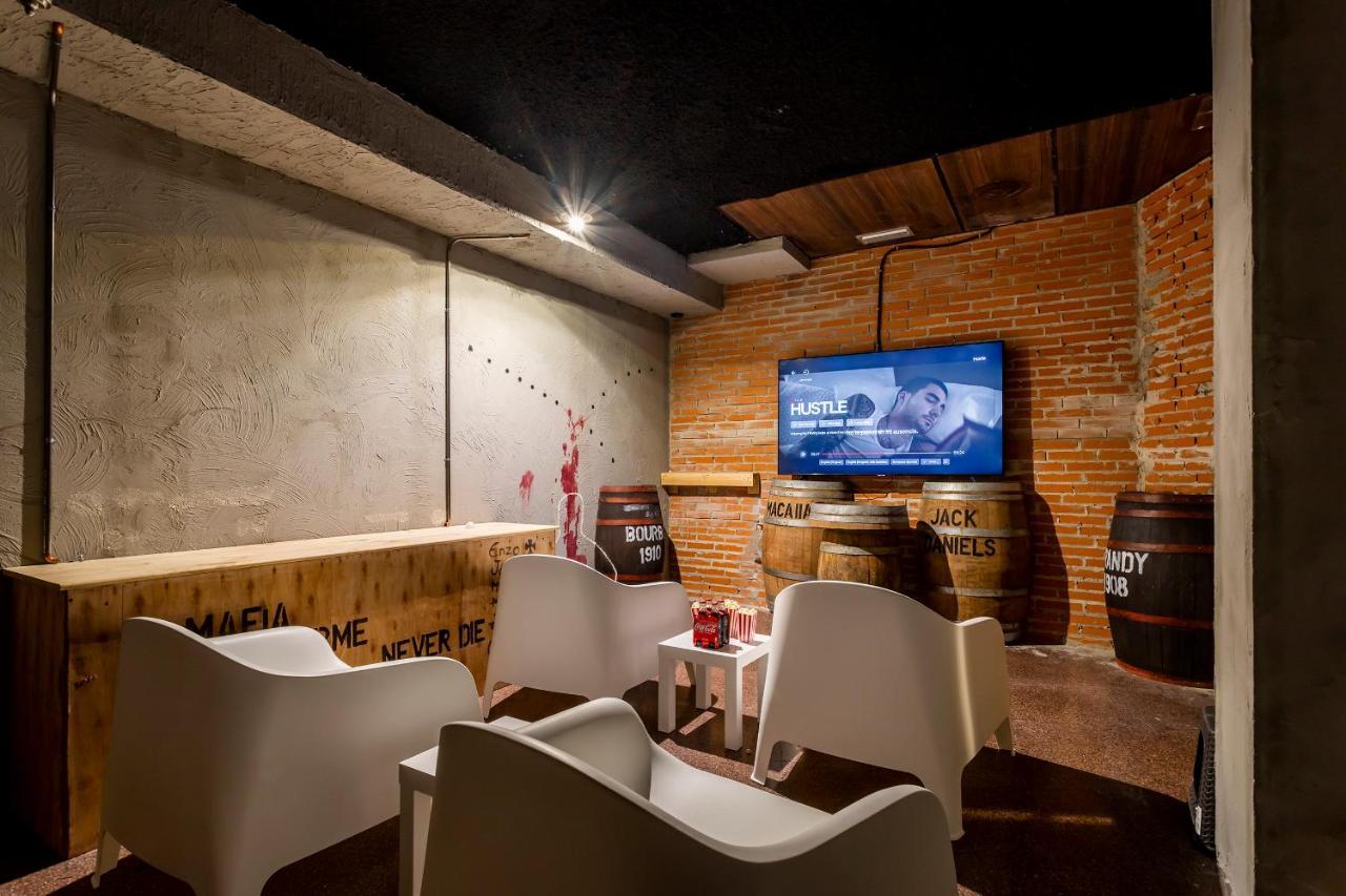 Nap Hostel บาเลนเซีย ภายนอก รูปภาพ
